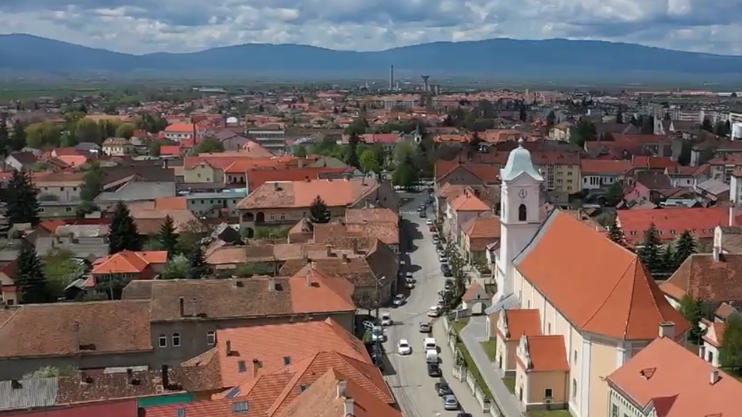 Օտար, ամայի ճամփեքի վրա. Ռումինիա-Գեորգեն, Ստրունգա, Ֆրումոասա