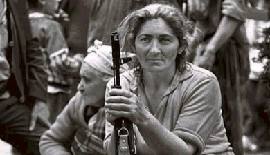 Մի ֆոտոյի պատմություն. Մադոննան կալաշնիկովով