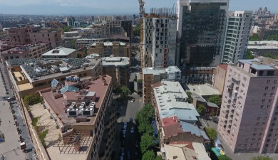 Հայաստանի ճամփեքով. Տերյան փողոց