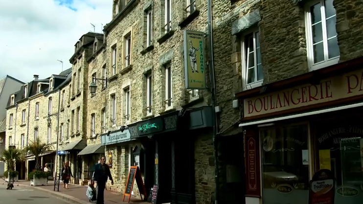 Օտար, ամայի ճամփեքի վրա. Պալերմո 2, Շերբուր