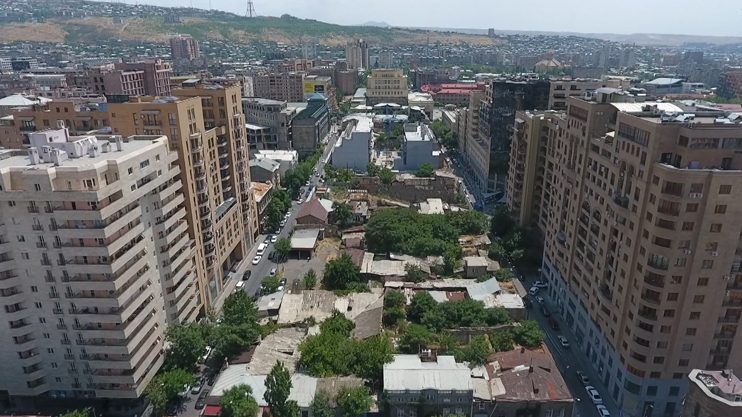 Հայաստանի ճամփեքով. Արամի 1