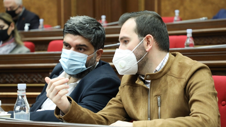 Парламентская неделя