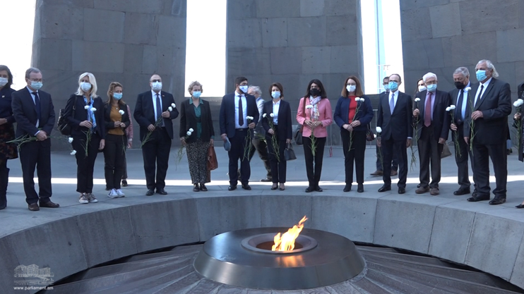 Парламентская неделя