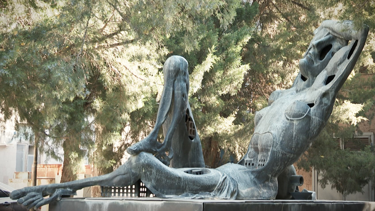 Երևանի անհայտ արձանները