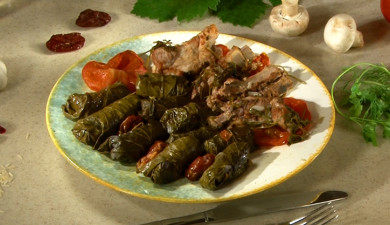 Պատրաստենք միասին. Խոզի մսով, սնկով դոլմա