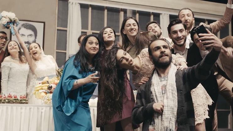 «Հարսանիք թիկունքում»