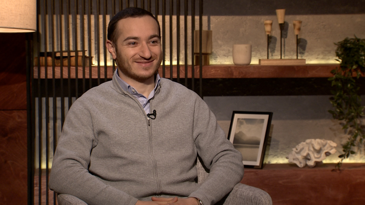 Առանց թեմայի. Մխիթար Հայրապետյան