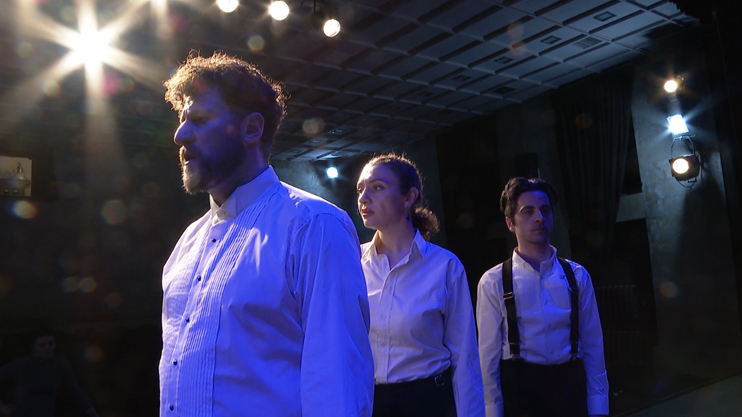 За кулисами. Азнавур