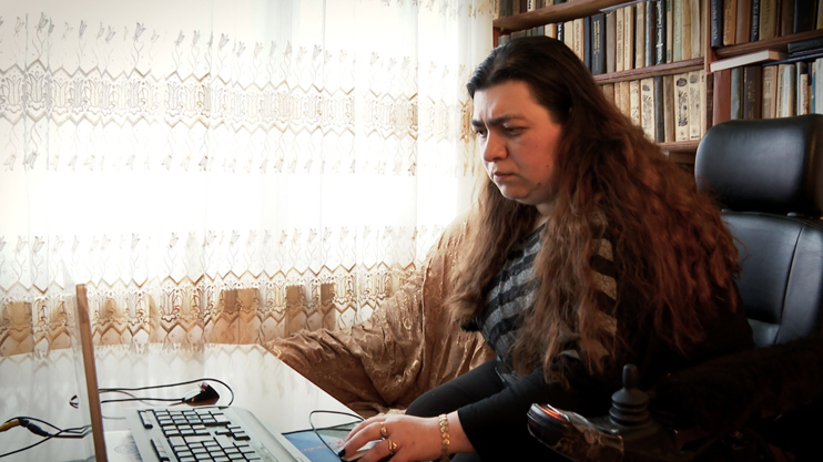 Жить вместе. Марине Манукян