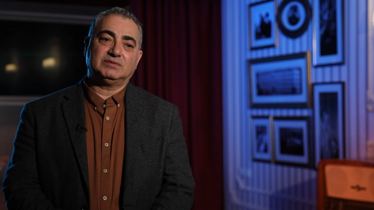 Առաջին սիրո երգը