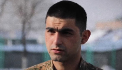 Նվիրյալները. Յուրա Ալավերդյան