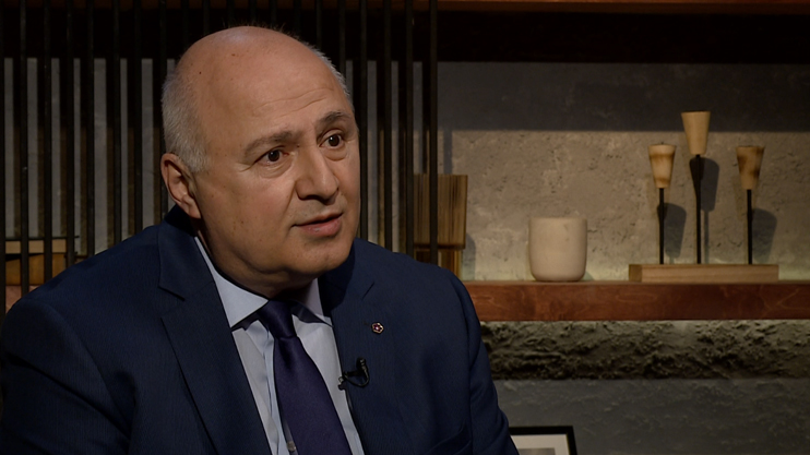 Առանց թեմայի. Հարություն Մարության