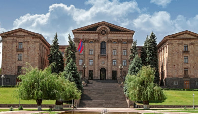 Парламентская неделя