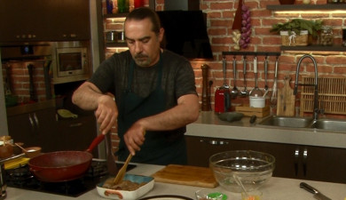 Готовим вместе. Говядина под соусом из красного вина