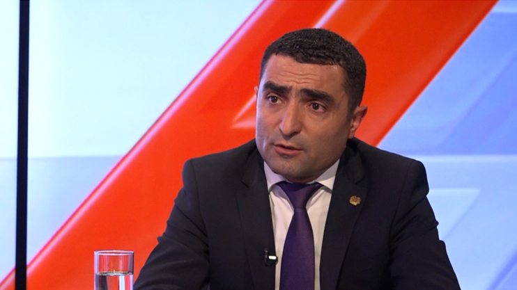 Interview with Romanos Petrosyan