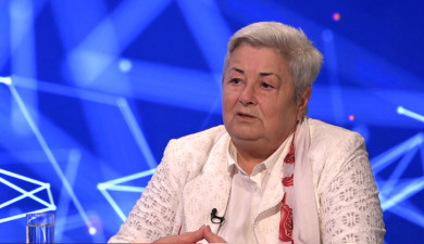 Interview with Hranush Kharatyan