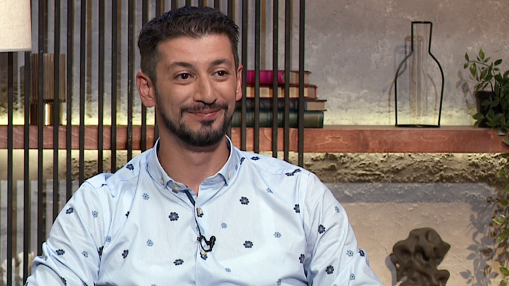 Առանց թեմայի. Արման Ջուլհակյան