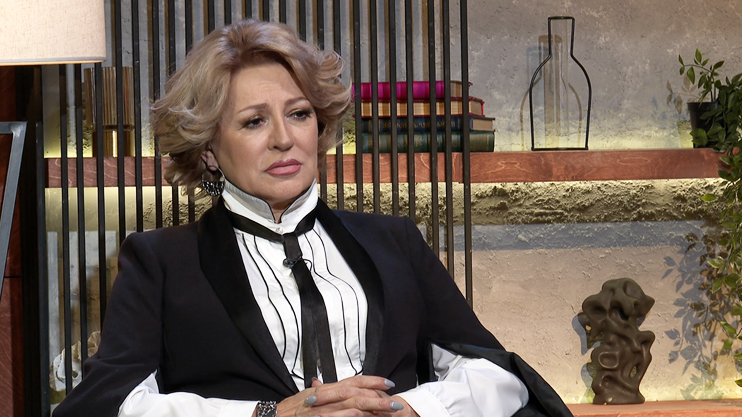 No Subject: Sophie Devoyan