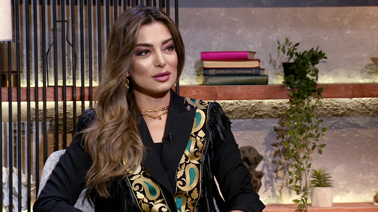 Առանց թեմայի. Իվետա Մուկուչյան