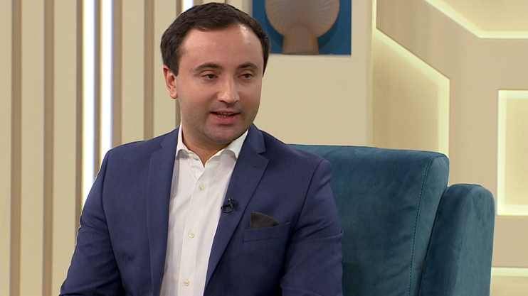 Let's Cook Together: Varicocele, Obesity During Pregnancy, Hand Exercises