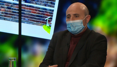 Interview with Mekhak Apresyan