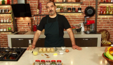 Готовим вместе. Салат с миндалем