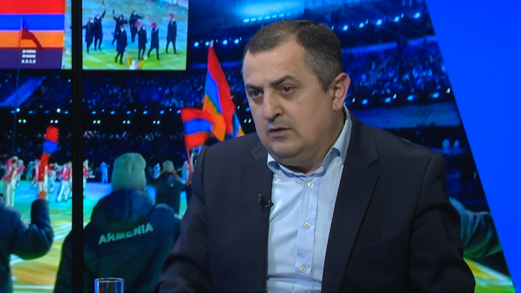 Интервью с Кареном Гилояном