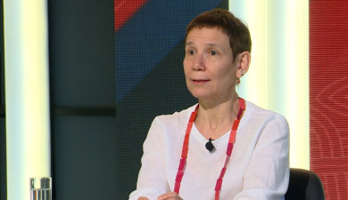 Interview with Marie-Lou Papazian