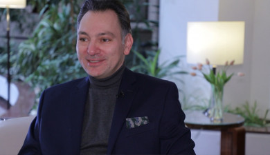 Մերոնք. Կարեն Շահգալդյան