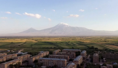 На площади