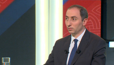 Interview with Robert Khachatryan