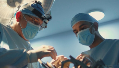 Saving Lives: Arman Hakobyan (neurosurgery)