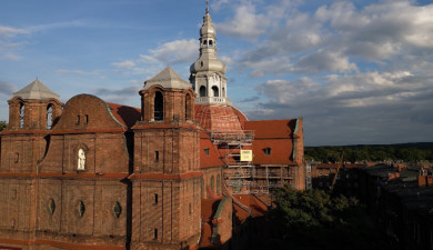 Օտար, ամայի ճամփեքի վրա. Լեհաստան 1