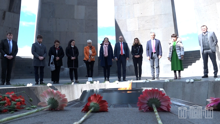 Парламентская неделя