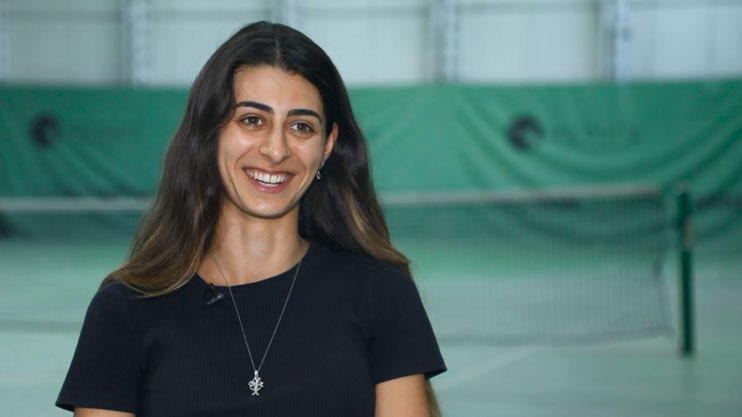 Ours: Isabel Papazyan