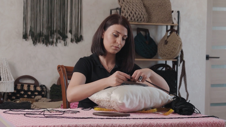 Մեր ժամանակների հերոսը. Էմմա Նալբանդյան