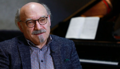 Մերոնք. Դավիթ Հալաջյան