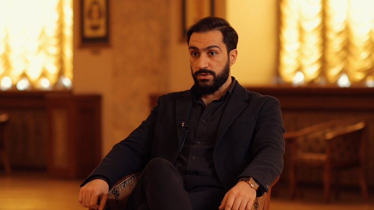 Էթնոգույներ. Կարեն Ամիր Լաթիֆի