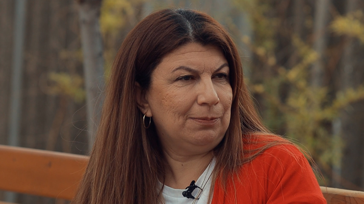 Էթնոգույներ. Թինա Թումասովա