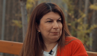 Էթնոգույներ. Թինա Թումասովա